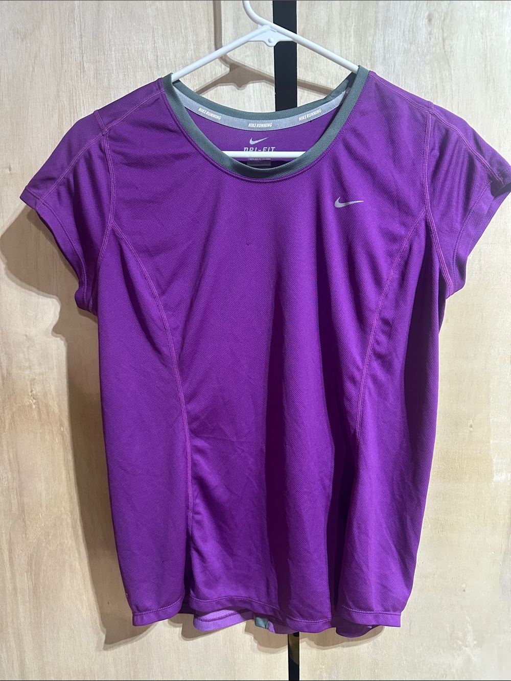 Nike Purple Dri-FIT Short Sleeve Athletic Tee 0069